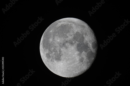 2020年6月08日　月齢16.01　02時52分
7日は曇りで月見えず photo