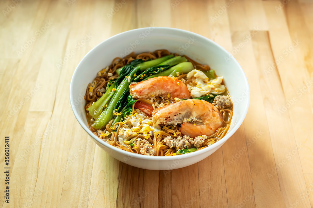 noodles with shrimp noodles with shrimp
