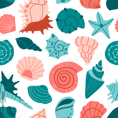 Sea shells and starfish seamless pattern.
