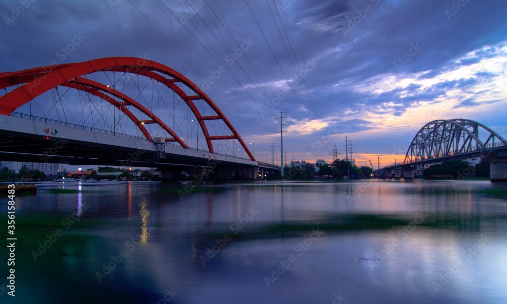 Naklejka premium Zdjęcie krajobrazowe: Most Binh Loi, Wietnam