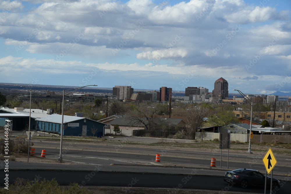 Albuquerque, New Mexico city skyline