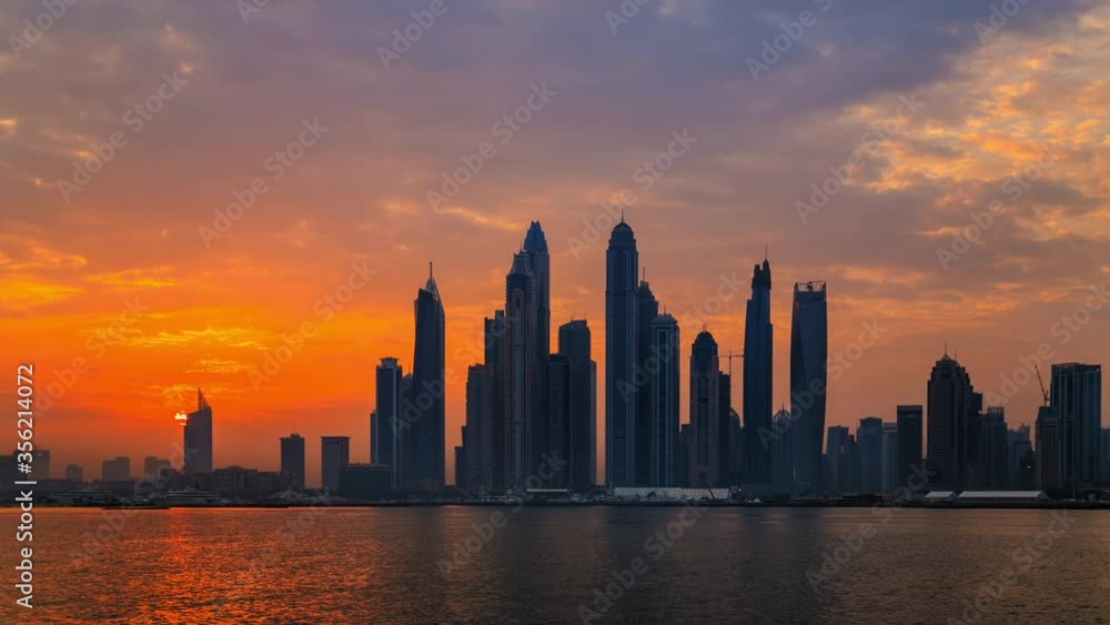 WS T/L Dubai Marina and skyline / Dubai, United Arab Emirates WS T/L Dubai Marina and skyline / Dubai, United Arab Emirates