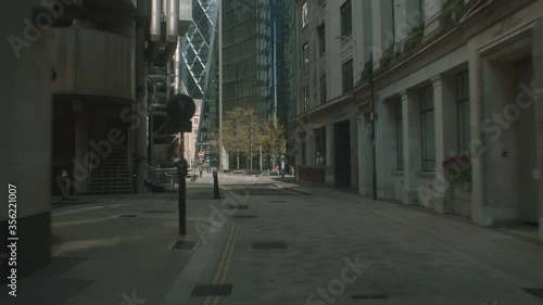 Wallpaper Mural EMPTY STREETS OF LONDON DURING COVID PANDEMIC STEADICAM HIGH QAULITY FOOTAGE Torontodigital.ca