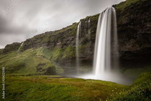 Fototapeta Naklejka Na Ścianę i Meble -  Waterfall at Iceland