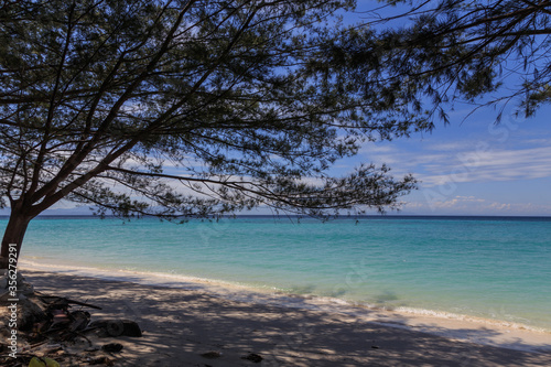 Fototapeta Naklejka Na Ścianę i Meble -  Beautiful Landscape view of Mantanani Island