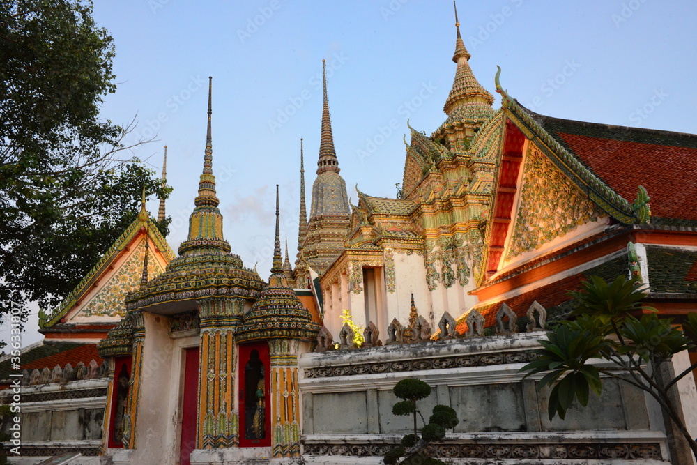 Bangkok Buddhist temples