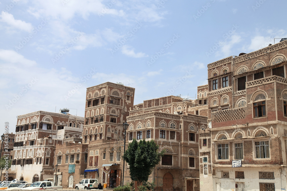 Traditional Yemen houses. Sana, which is on the Unesco World Heritage list, has many traditional houses. Houses with several floors are built of bricks.