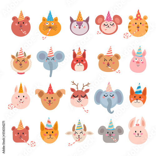 Fototapeta Naklejka Na Ścianę i Meble -  Set of cartoon animals for baby card