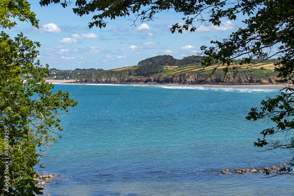 Douarnenez La C te De Kerlaz Et La Plage Du Ris Vus Depuis Les Plomarc douarnenez-la-c-te-de-kerlaz-et-la-plage-du-ris-vus-depuis-les-plomarc
