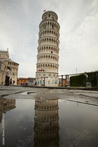 The leaning tower of Pisa in Pisa, Italy