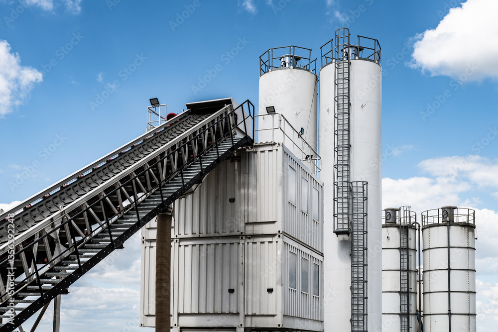 concrete production - temporary cement plant for road construction