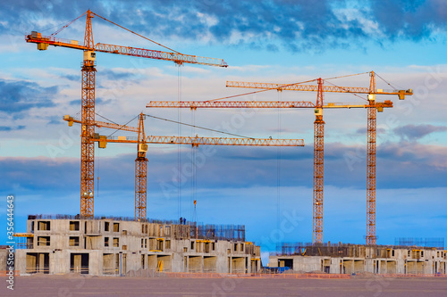 Building bussiness. Constru...