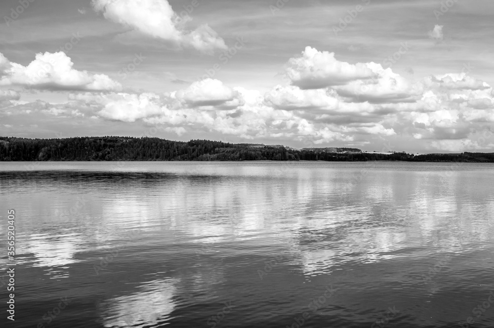 Fototapeta premium Lake & Sky & clouds