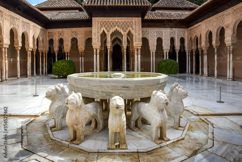 Palacio de los Leonas, Court of Lions with 12 lions fountain Alhambra Spain