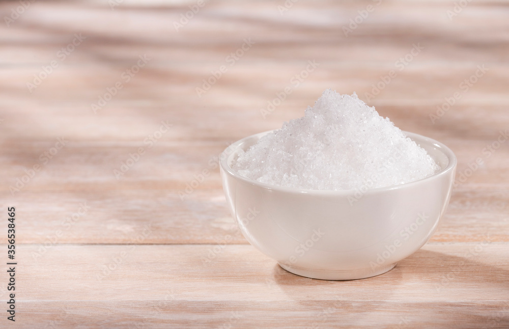 Magnesium chloride chemical component that comes mainly from sea water Magnesium chloride chemical component that comes mainly from sea water