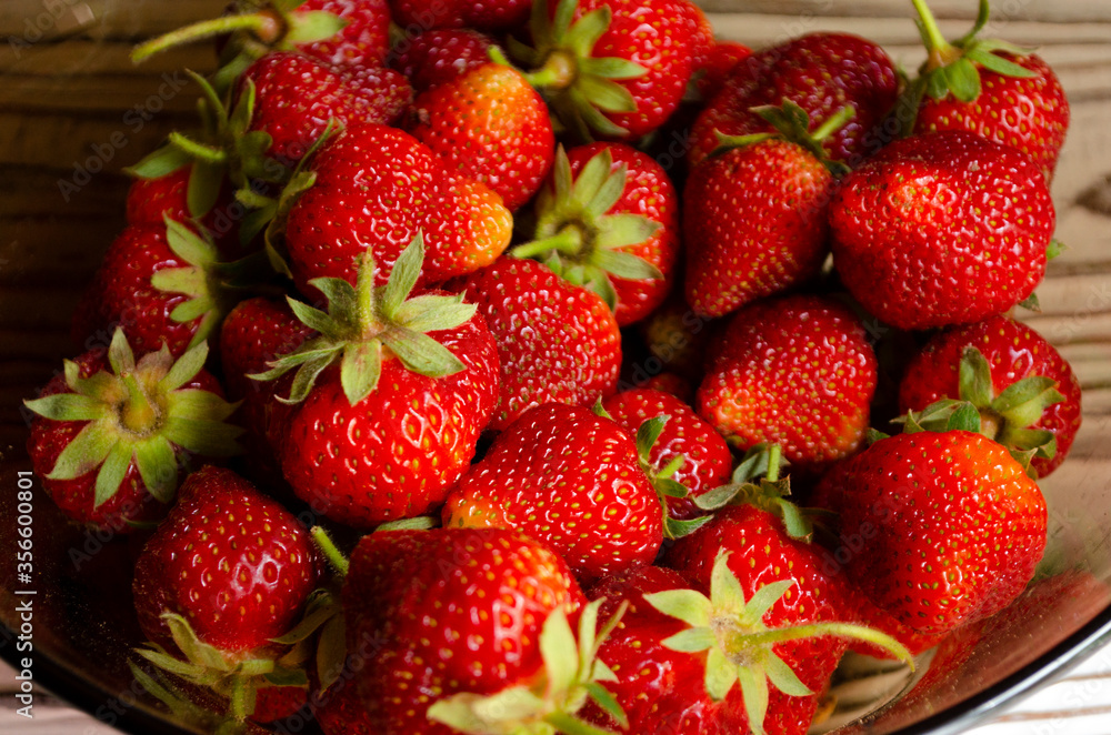 fresh strawberries on the table fresh strawberries on the table