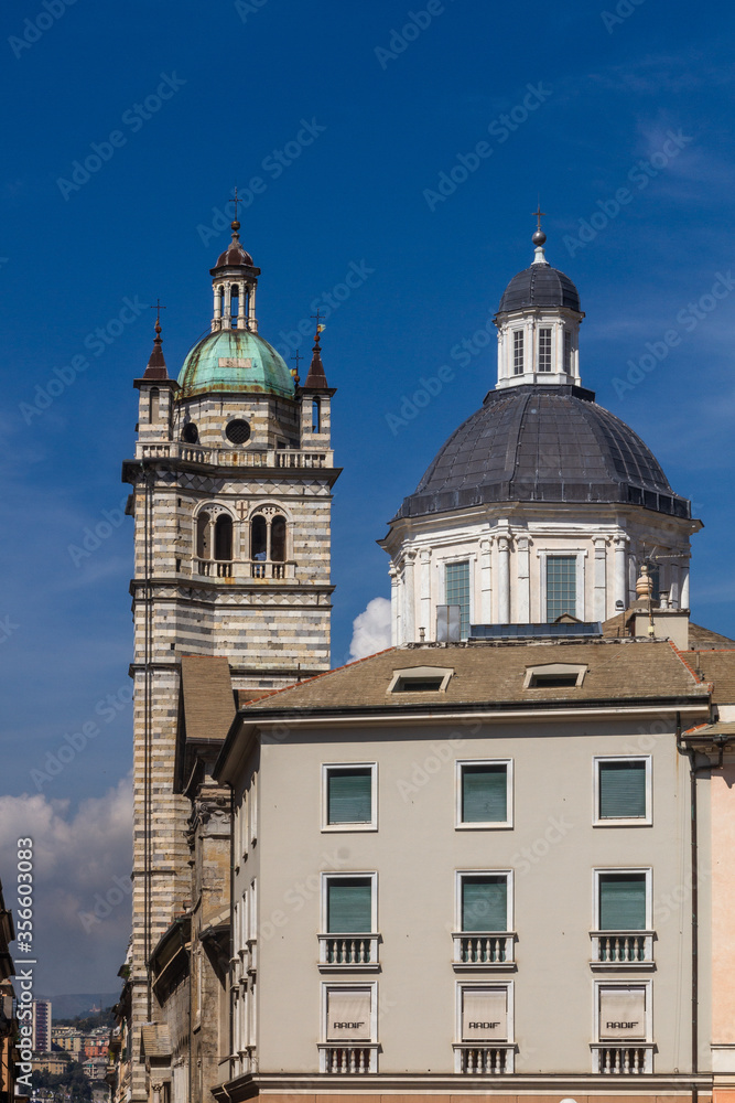 Obraz premium streets and houses of Genova