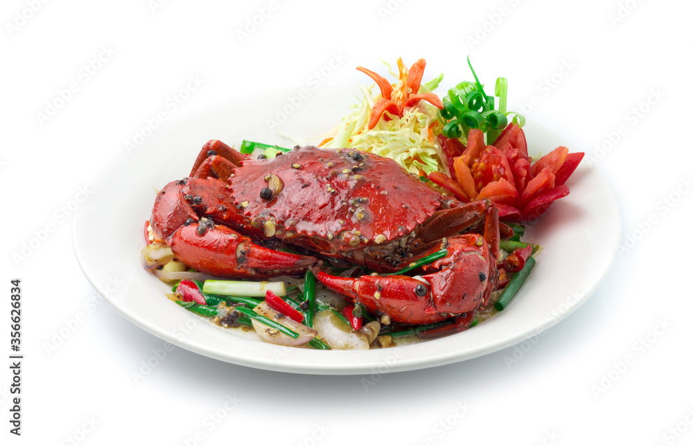 Stir Fried Crab with Black Pepper Sauce and Spring onions Stir Fried Crab with Black Pepper Sauce and Spring onions