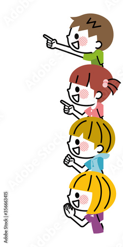 子供達　横向き　笑顔