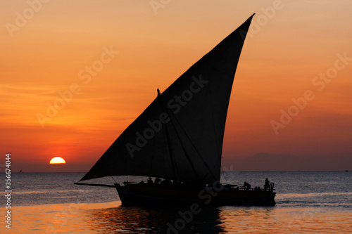 Fotografie Sunset cruise on a local dhow