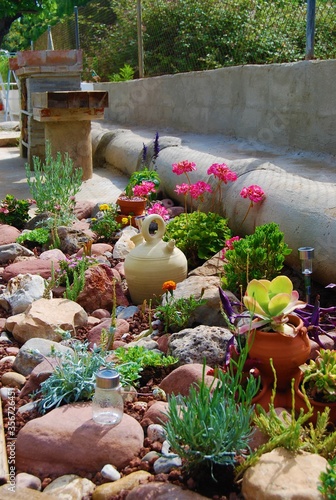 Fotografi Garden Rockery, Decorated Rock Garden