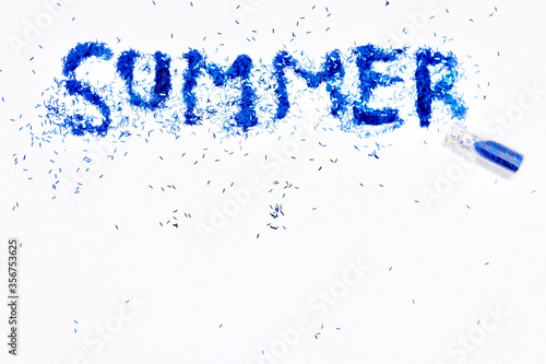 verano escrito con purpurina