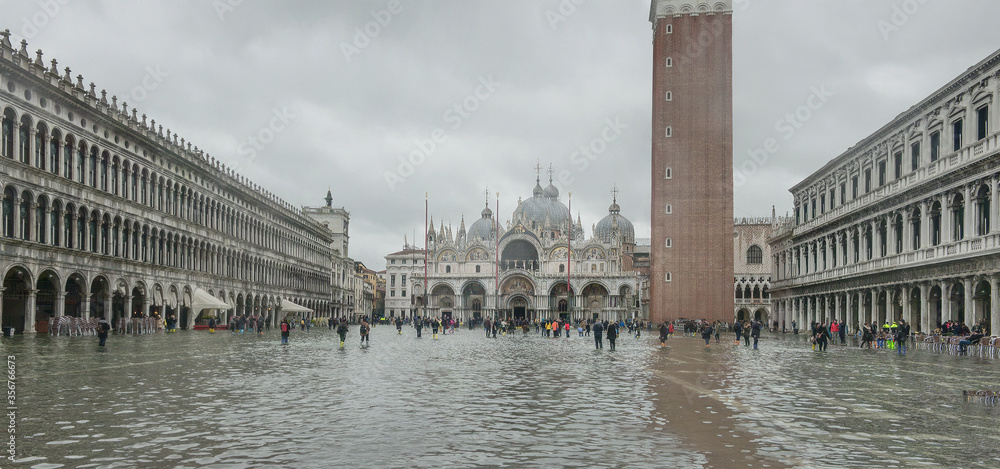Piazza San Marco Acqua Alta 2019