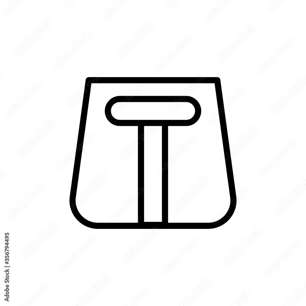 Fashion bag concept line icon. Simple element illustration. Fashion bag concept outline symbol design from Bag set. Can be used for web and mobile Fashion bag concept line icon. Simple element illustration. Fashion bag concept outline symbol design from Bag set. Can be used for web and mobile