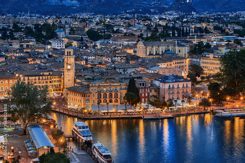 Obraz premium Beautiful view of night Riva del Garda, Lake Garda, Italy