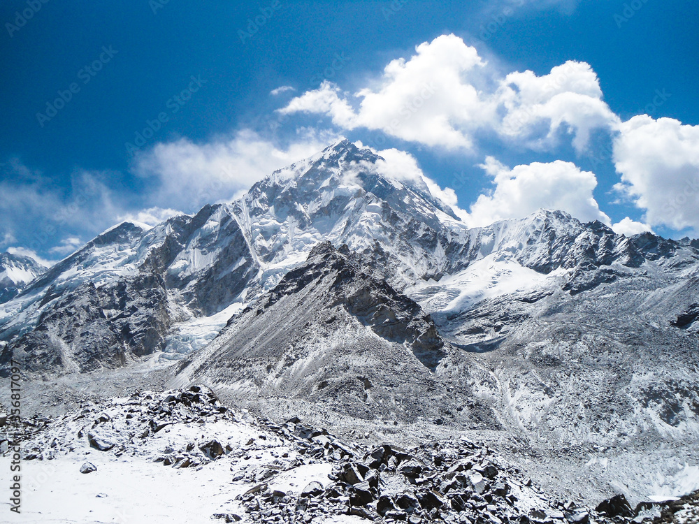 Fototapeta premium Beautiful landscape in Everest Base camp trek