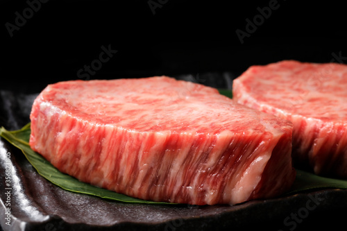 牛肉希少部位「トモサンカク」(北海道産黒毛和牛) Wagyu