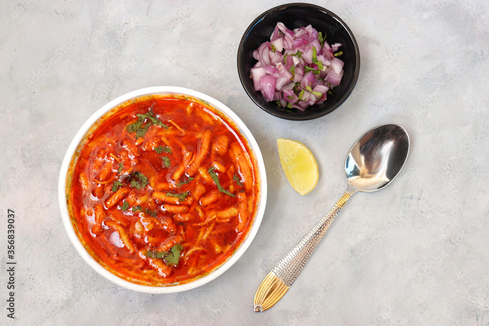 Stockfoto Traditional Sev bhaji or sev tamatar nu Shaak. its a sweet