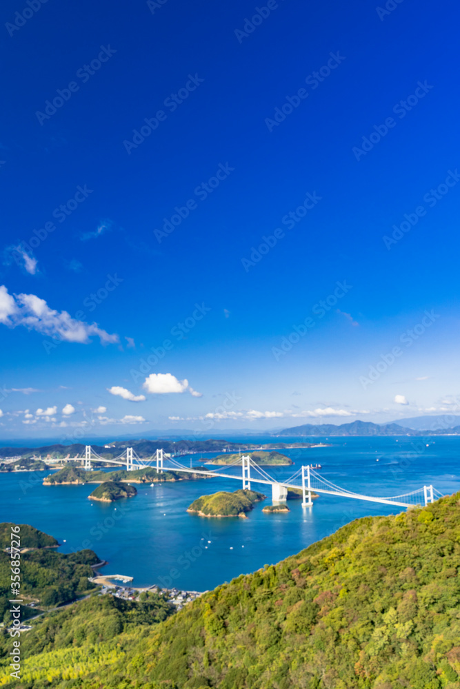 亀老山展望台より来島海峡大橋と瀬戸内海