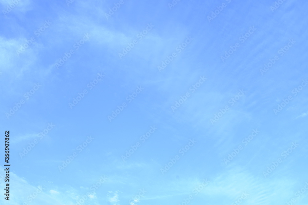 Fototapeta premium 梅雨前の空模様