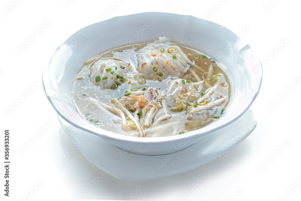 Foto Stock traditional vietnamese noodle soup with pork in a bowl
