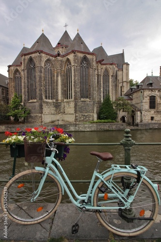 Bike in Ghent streets