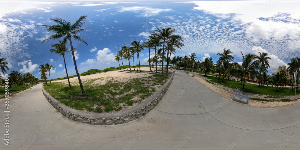 360 spherical equirectangular photo Miami Beach Ocean Drive reopening during Coronavirus covid 19 pandemic