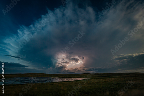 Lightning storm over the Nebraska Sandhills © Laura Hedien