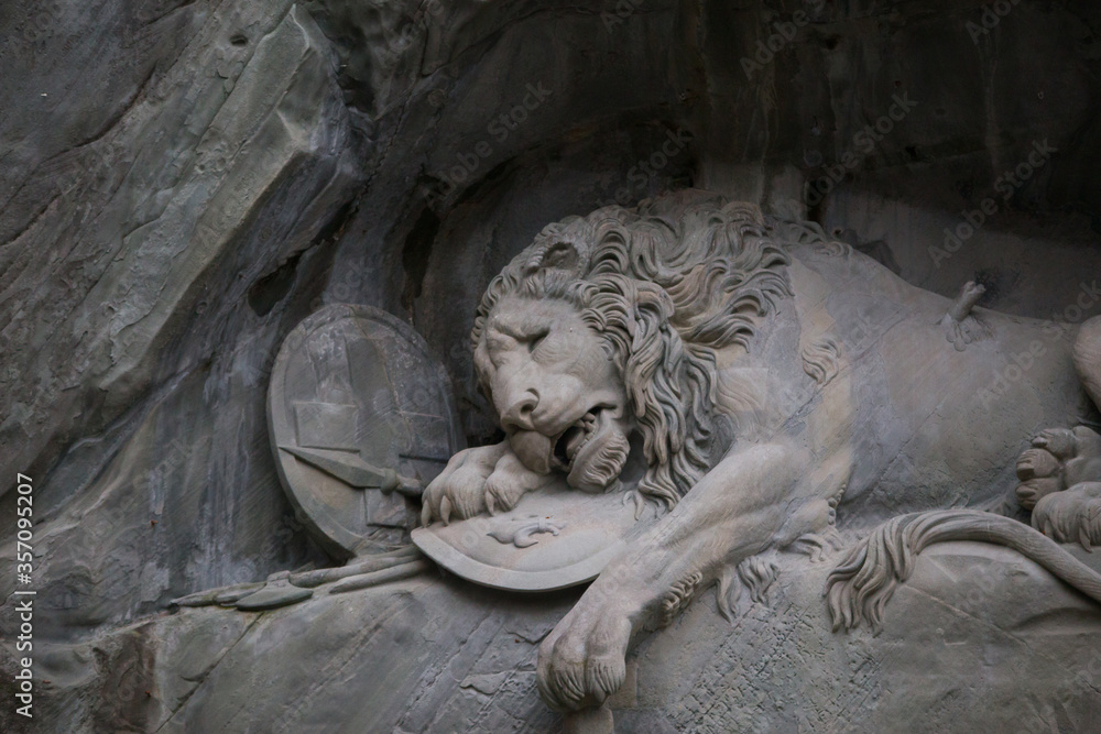  lion statue Lucerne
