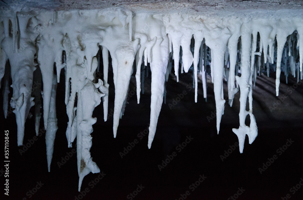 estalactite estalactite