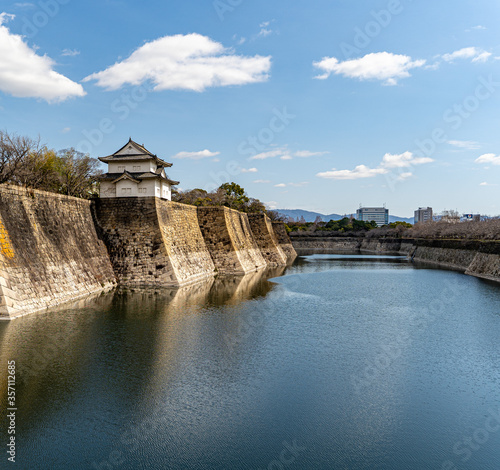 Osaka Castle Guardhouse and Moat - Osaka, Japan