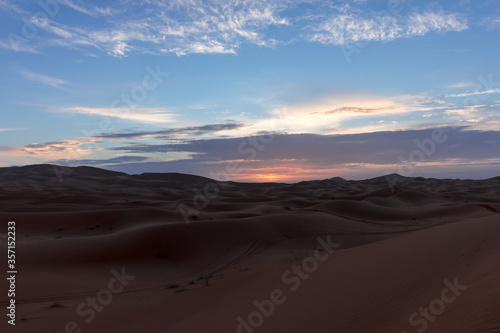 Fototapeta Naklejka Na Ścianę i Meble -  landscape at sunset in sahara desert