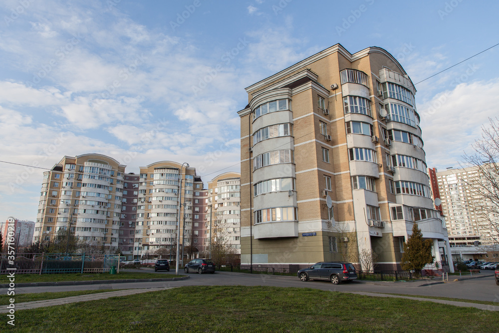 Residential building, several entrances, suburb of a large city