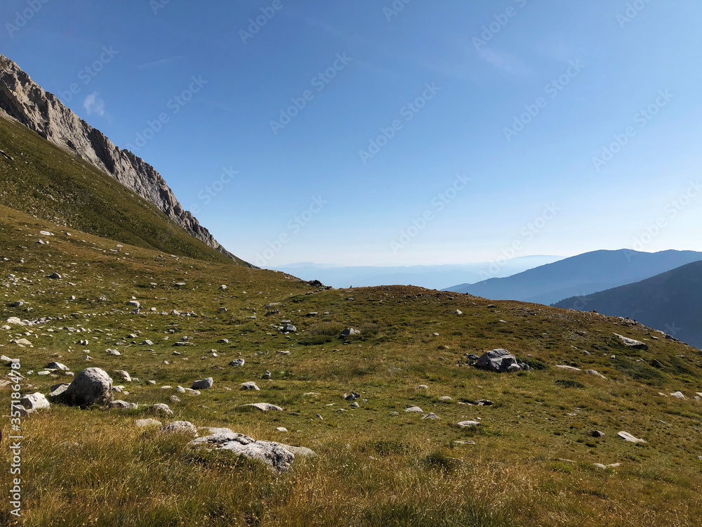 Hiking Vihren, the highest peak of Pirin mountains in Bulgaria