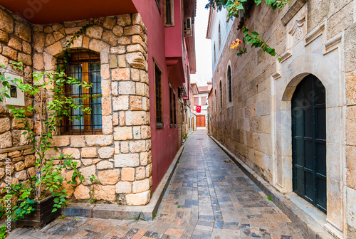 Fototapeta Naklejka Na Ścianę i Meble -  Colorful historical Kaleici Houses view in Antalya City.