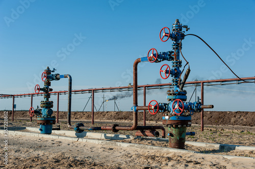 Cuadro en lienzo Petroleum well wellhead equipment