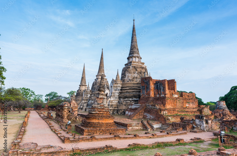 Obraz premium Wat Phra Sri Sanphet at Ayutthaya province, Thailand