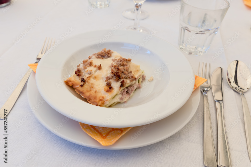 Bolognese lasagne