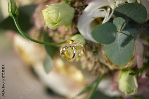 pretty rings for weddings