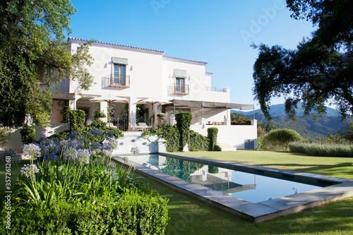 Luxury lap pool and villa © Martin Barraud/KOTO